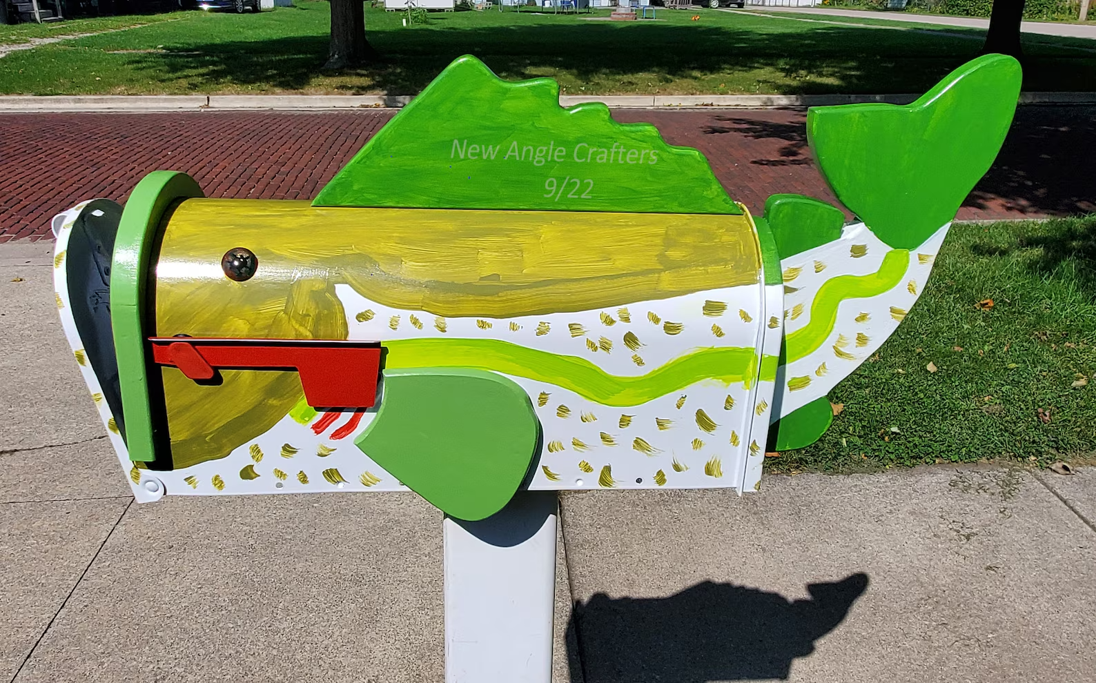 Handmade Bass Fish Mailbox: Rural Novelty Mailbox